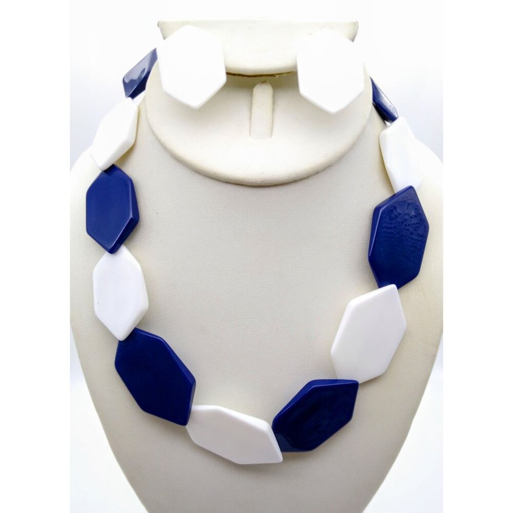 Park Lane Mod Geometric Jewelry Parure, Matching Set of Lucite Beaded Overlappin
